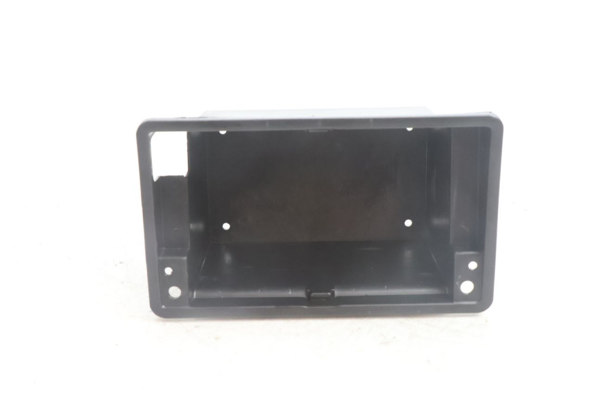 photo de SUPORTE DE BATERIA JM MOTORS SANTANA EVO 50 (2024 - 2026) - Detalhe da peça