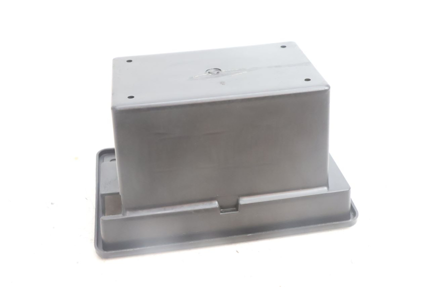 photo de SUPORTE DE BATERIA JM MOTORS SANTANA EVO 50 (2024 - 2026) - Ampliação técnica