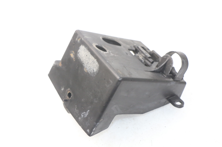 photo de SUPORTE DE BATERIA PEUGEOT SC 50 (1988 - 1992) - Zoom do estado de desgaste