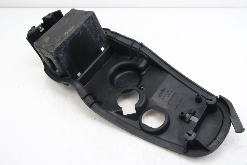 photo de SUPORTE DE BATERIA APRILIA SCARABEO 4T 50 (2009 - 2017) - Ampliação dos componentes