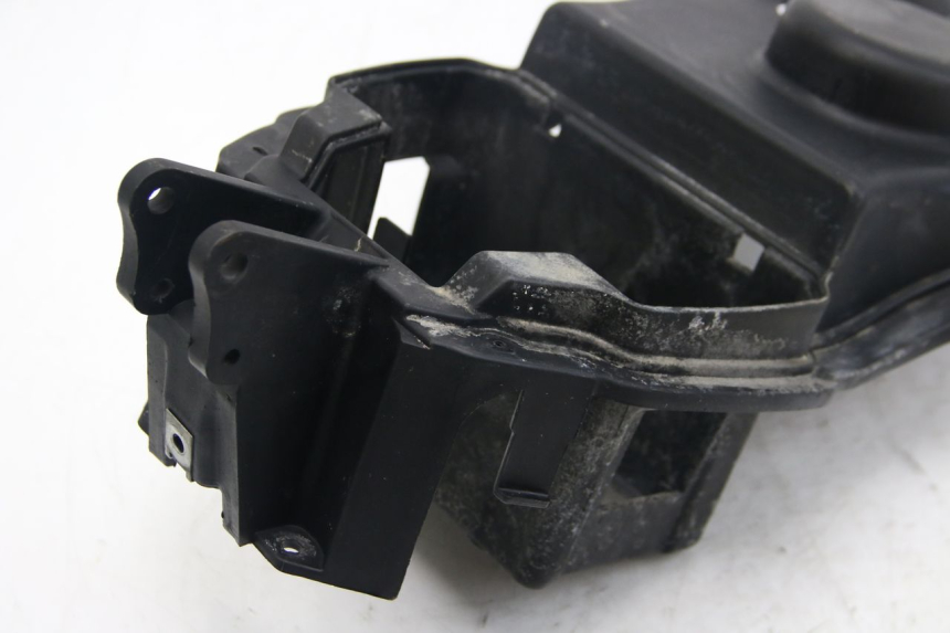 photo de SUPORTE DE BATERIA APRILIA SCARABEO 4T 50 (2009 - 2017) - Estado da superfície