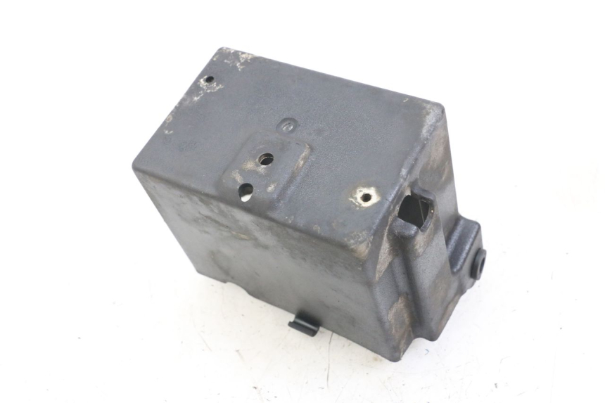 photo de CAIXA DE BATERIA TRIUMPH SPEED TRIPLE T301 900 (1994 - 1996) - Detalhe da peça