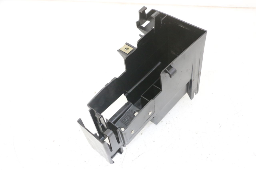 photo de CAIXA DE BATERIA PEUGEOT SPEEDFIGHT 2 LC 50 (2000 - 2009) - Ampliação técnica