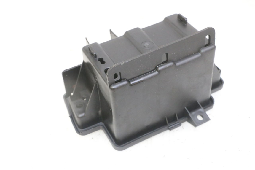 photo de SUPORTE DE BATERIA PIAGGIO SUPER LX 125 (2000 - 2003) - Detalhe da peça