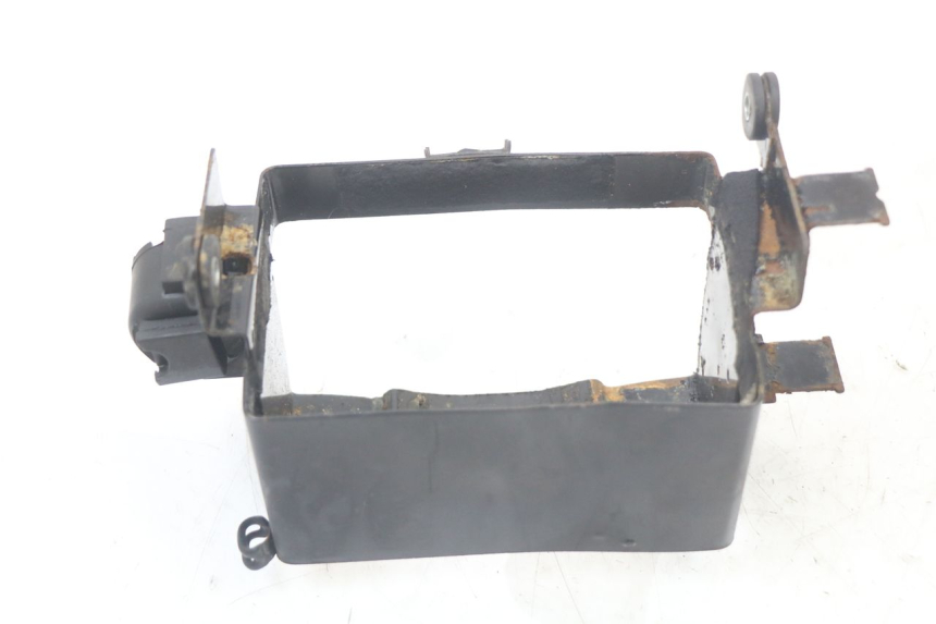 photo de SUPORTE DE BATERIA SUZUKI GS F 500 (2004 - 2007) - Vista geral