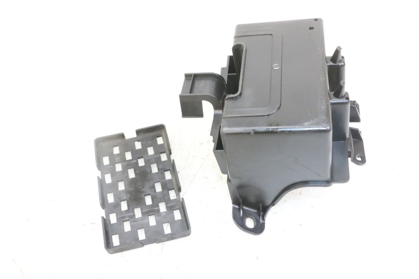 photo de SUPORTE DE BATERIA SUZUKI GSX F GSXF 650 (2007 - 2015) - Detalhe da peça