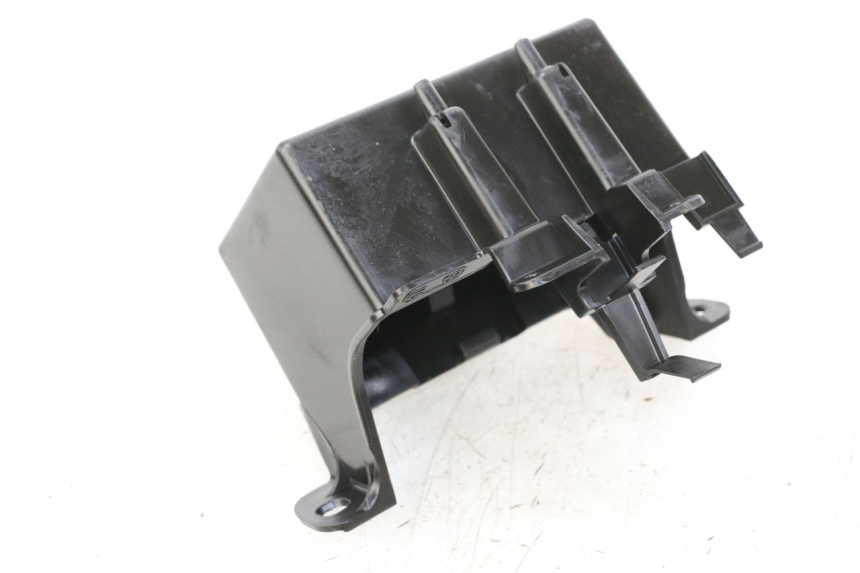 photo de SUPORTE DE BATERIA SUZUKI GSX F GSXF 650 (2007 - 2015) - Zoom do estado de desgaste