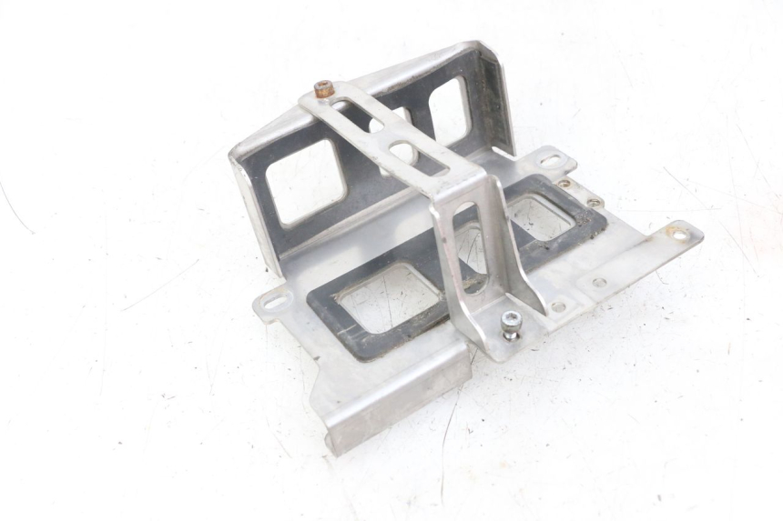 photo de SUPORTE DE BATERIA YAMAHA TDM ABS 900 (2002 - 2014) - Outro ângulo de visão