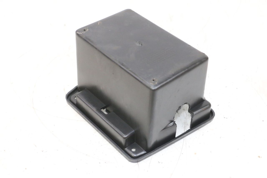 photo de SUPORTE DE BATERIA NECO TEMPO 4T 50 (2022 - 2026) - Zoom do estado de desgaste