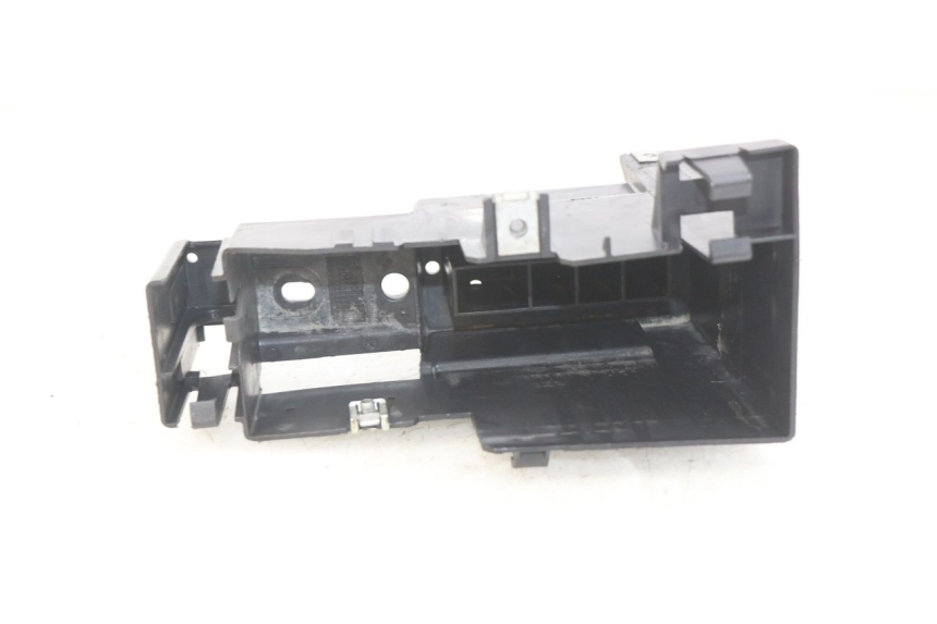 photo de SUPORTE DE BATERIA PEUGEOT TKR TREKKER FURIOUS 50 (2005 - 2014) - Detalhe da peça