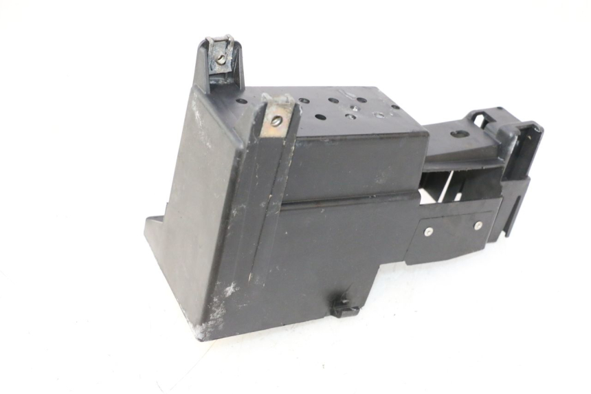 photo de CAIXA DE BATERIA PEUGEOT TREKKER 50 (1995 - 2004) - Zoom do estado de desgaste