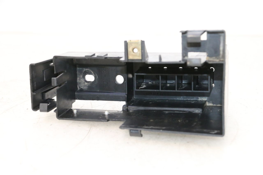 photo de CAIXA DE BATERIA PEUGEOT TREKKER 50 (1995 - 2004) - Outro ângulo de visão