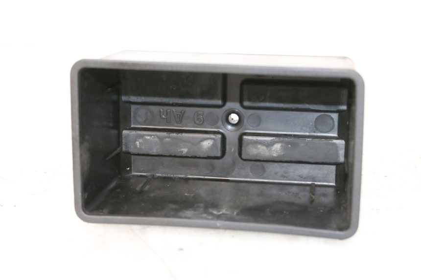 photo de CAIXA DE BATERIA PIAGGIO VESPA S 2T 50 (2007 - 2014) - Vista principal