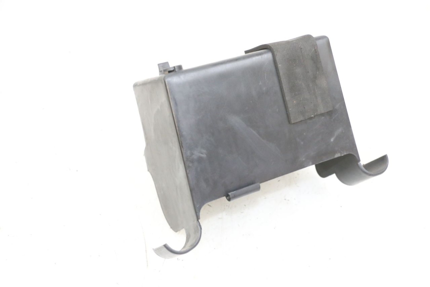 photo de SUPORTE DE BATERIA DAELIM VJ ROADWIN FI 125 (2008 - 2017) - Detalhe da peça
