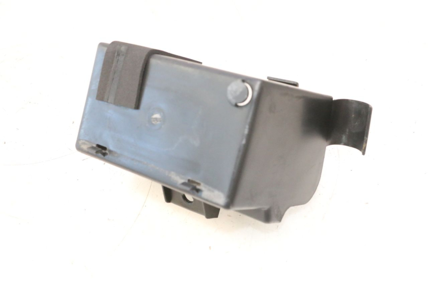 photo de SUPORTE DE BATERIA DAELIM VJ ROADWIN 125 (2004 - 2007) - Zoom do estado de desgaste