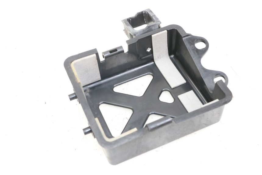photo de SUPORTE DE BATERIA SUZUKI VL INTRUDER 125 (2004 - 2007) - Vista principal