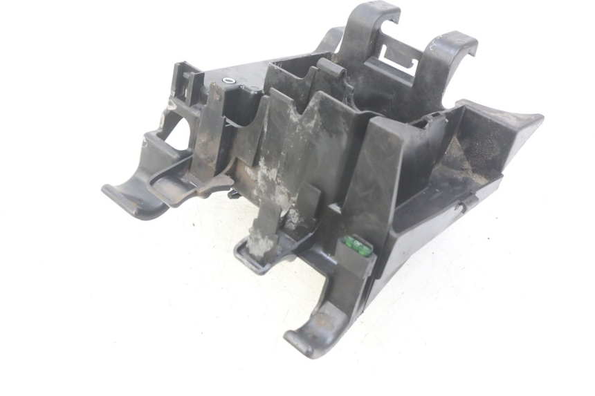 photo de SUPORTE DE BATERIA HONDA VT C SHADOW 125 (1999 - 2007) - Zoom do estado de desgaste