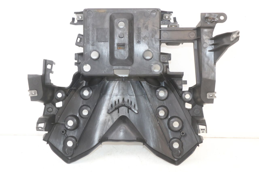 photo de CAIXA DE BATERIA YAMAHA XMAX X-MAX ABS 125 (2017 - 2020) - Outro ângulo de visão