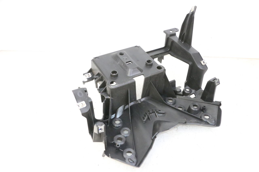 photo de CAIXA DE BATERIA YAMAHA XMAX X-MAX 125 (2021 - 2025) - Zoom do estado de desgaste