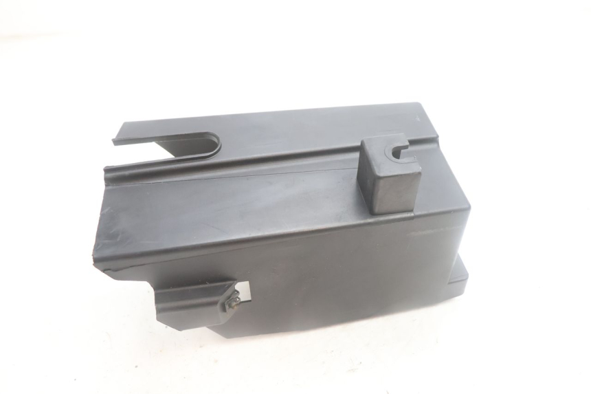 photo de SUPORTE DE BATERIA YAMAHA XMAX X-MAX 125 (2006 - 2009) - Outro ângulo de visão
