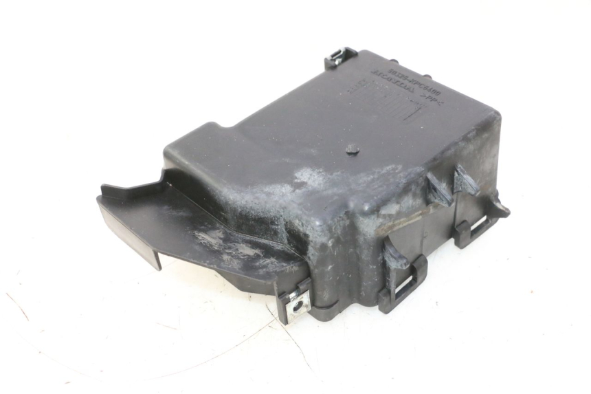 photo de CAIXA DE BATERIA HONDA XLV VARADERO 125 (2007 - 2012) - Zoom do estado de desgaste