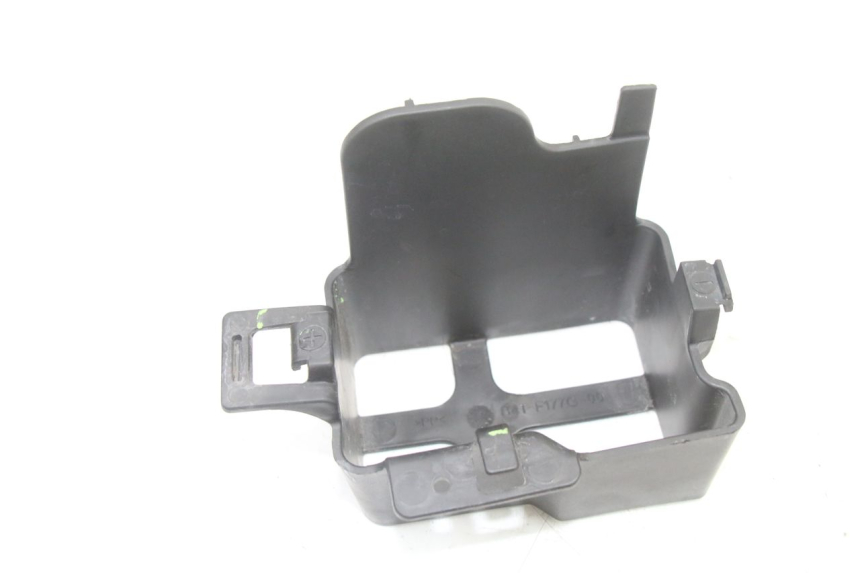 photo de CAIXA DE BATERIA YAMAHA TRACER 7 700 (2020 - 2024) - Vista principal