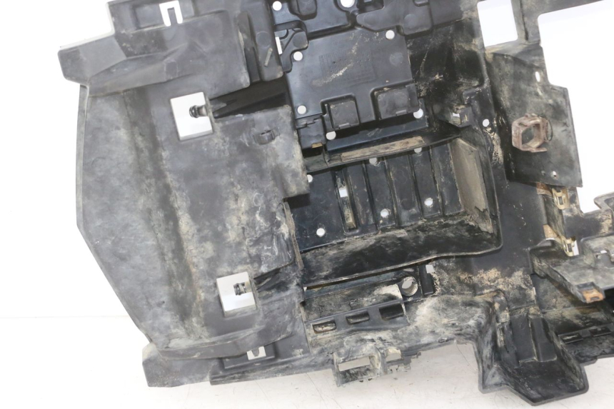 photo de SUPORTE DE BATERIA YAMAHA YFM GRIZZLY 550 (2008 - 2015) - Estado da superfície