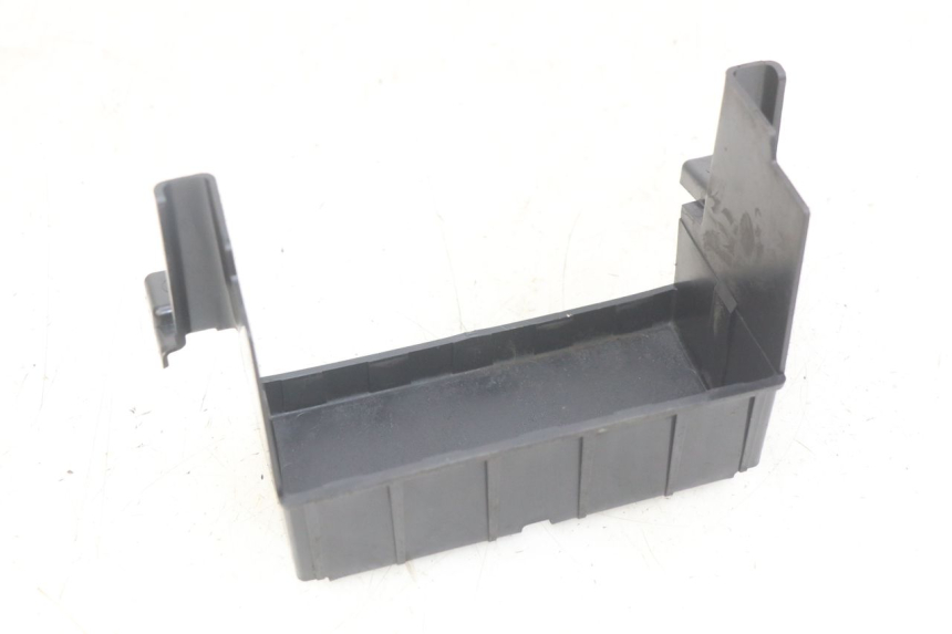 photo de SUPORTE DE BATERIA YAMAHA YP MAJESTY 400 (2004 - 2008) - Outro ângulo de visão