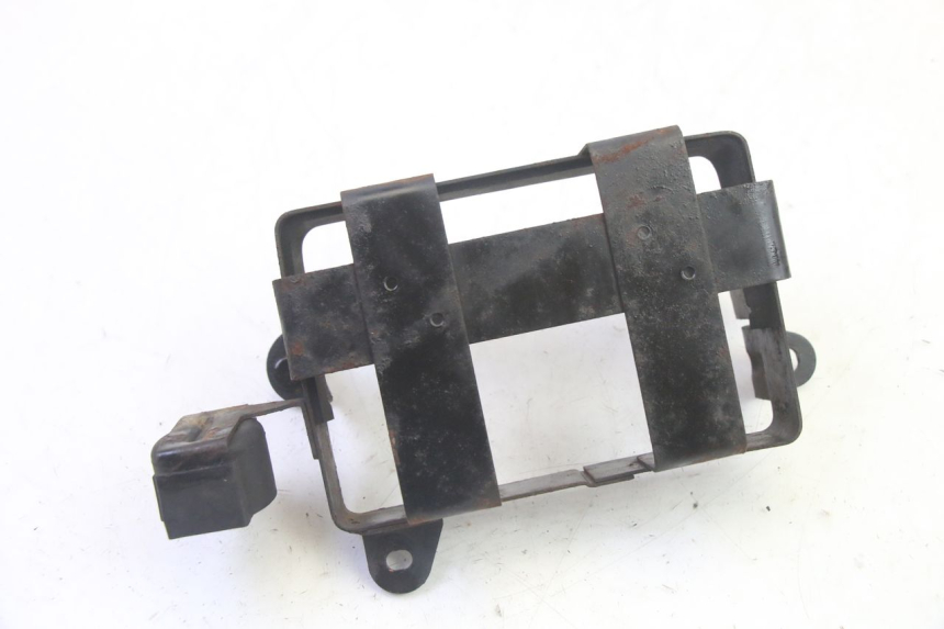 photo de CAIXA DE BATERIA KYMCO ZING 125 (1997 - 2003) - Outro ângulo de visão