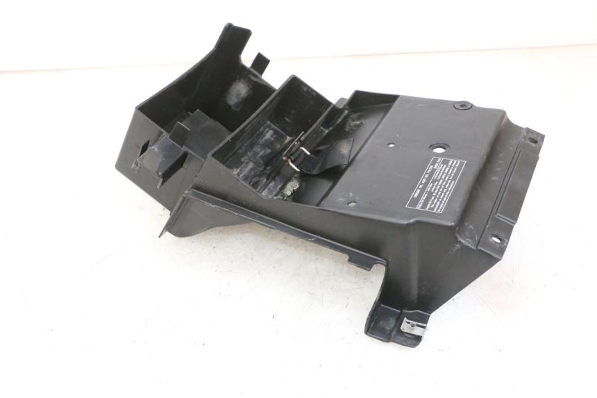 photo de SUPORTE DE BATERIA KAWASAKI ZR 7 750 (1999 - 2004) - Vista geral