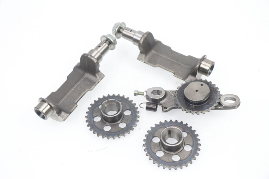 photo de BALANÇADOR DO MOTOR SUZUKI DR DJEBEL 600 (1985 - 1990) - Detalhe da peça