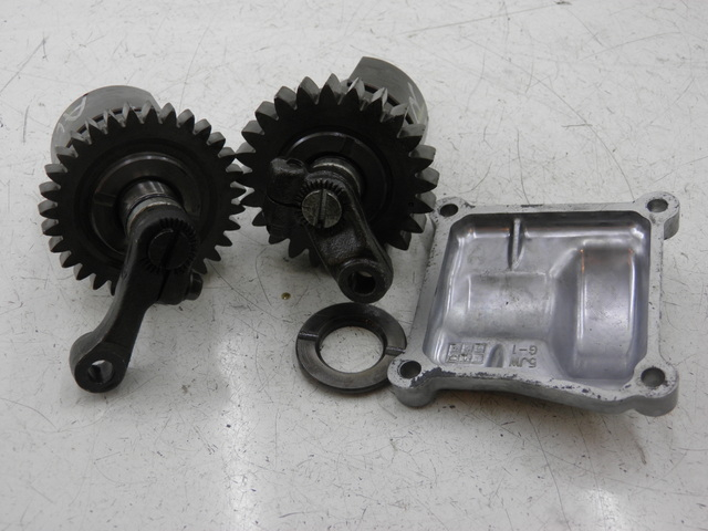 photo de BALANCIADOR DO MOTOR YAMAHA FJR 1300 (2004 - 2005) - Outro ângulo de visão
