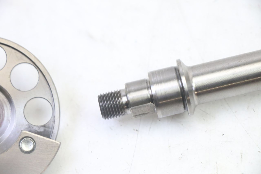 photo de BALANÇA DO MOTOR YAMAHA YZ-F YZF 250 (2014 - 2018) - Zoom do estado de desgaste