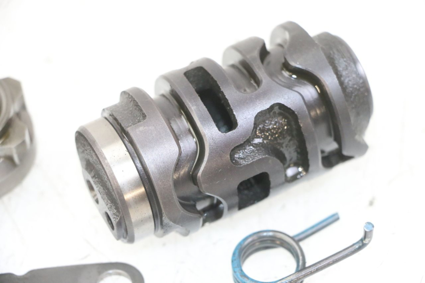 photo de CILINDRO DE SELEÇÃO KAWASAKI KX F KXF 450 (2009 - 2011) - Zoom do estado de desgaste