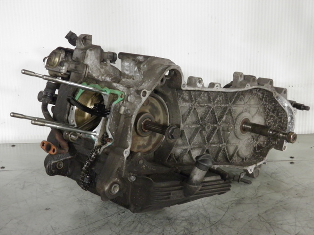 photo de PARTE INFERIOR DO MOTOR PIAGGIO MP3 RL 125 (2006 - 2014) - Vista principal