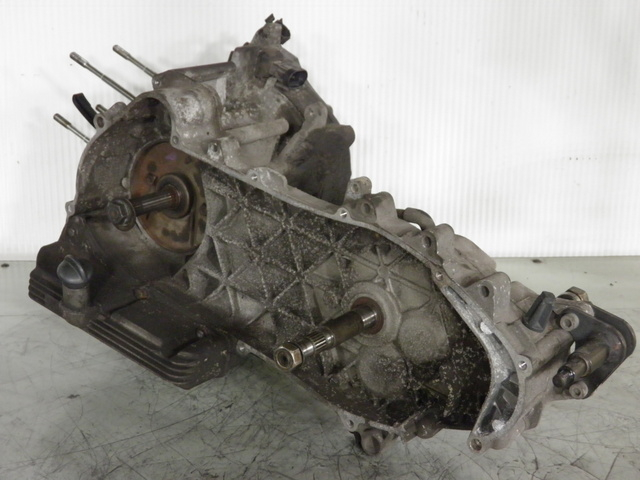photo de PARTE INFERIOR DO MOTOR PIAGGIO MP3 RL 125 (2006 - 2014) - Ampliação técnica