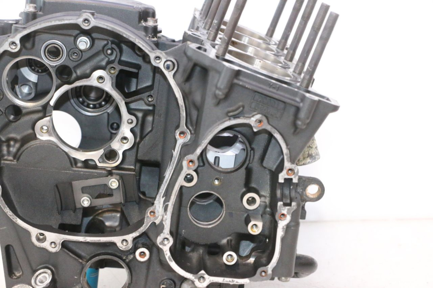photo de PARTE INFERIOR DO MOTOR YAMAHA YZF R6 600 (2008 - 2009) - Peça verificada