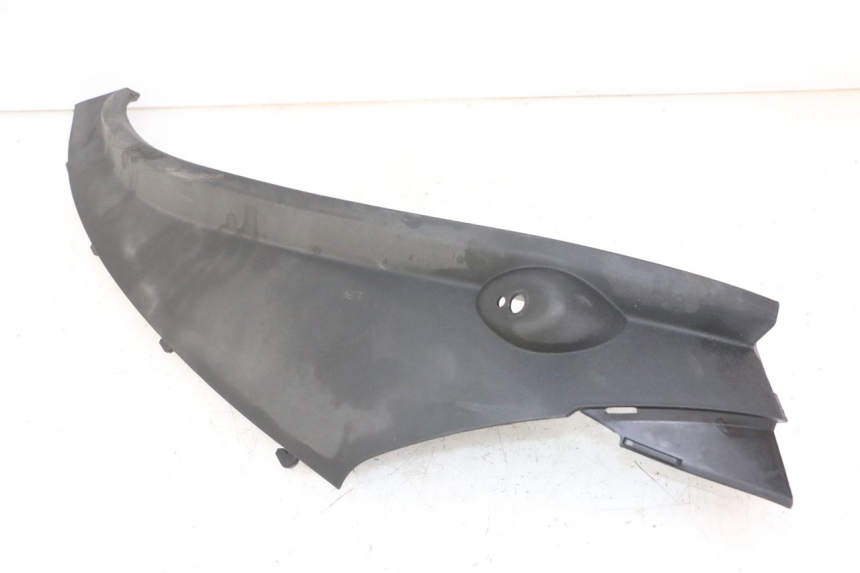 photo de Soleira traseira direita PIAGGIO MP3 LT 300 (2010 - 2016) - Pontos de fixação