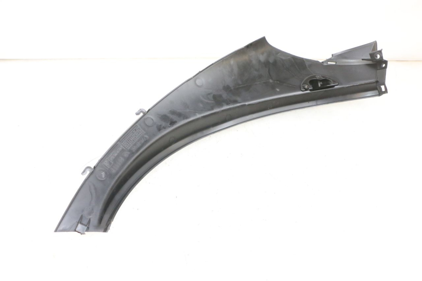 photo de Soleira traseira direita PIAGGIO MP3 RL 250 (2006 - 2010) - Detalhe da peça