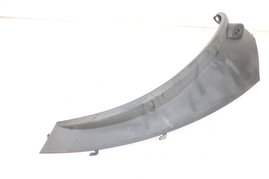 photo de Soleira traseira direita PIAGGIO MP3 RL 250 (2006 - 2010) - Pontos de fixação