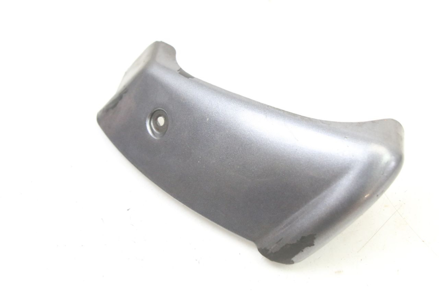 photo de Soleira traseira direita PIAGGIO VESPA GRANTURISMO 125 (2003 - 2007) - Outro ângulo de visão