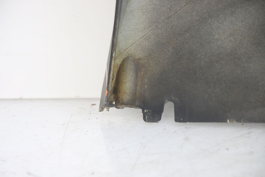 photo de Soleira traseira direita PEUGEOT SPEEDFIGHT 4 4T 50 (2015 - 2020) - Detalhe da peça