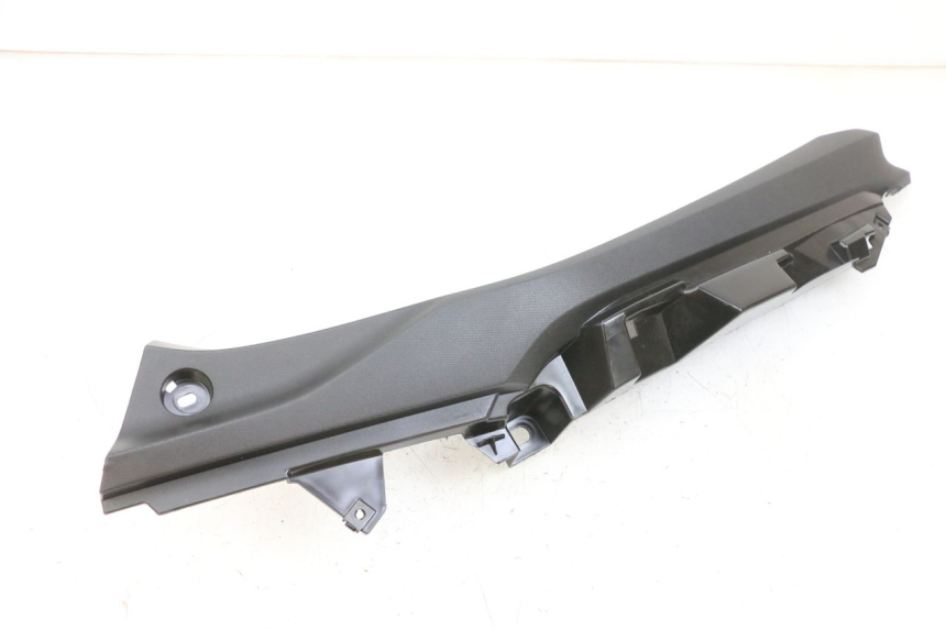 photo de Soleira traseira direita YAMAHA TRICITY 300 (2020 - 2024) - Vista principal