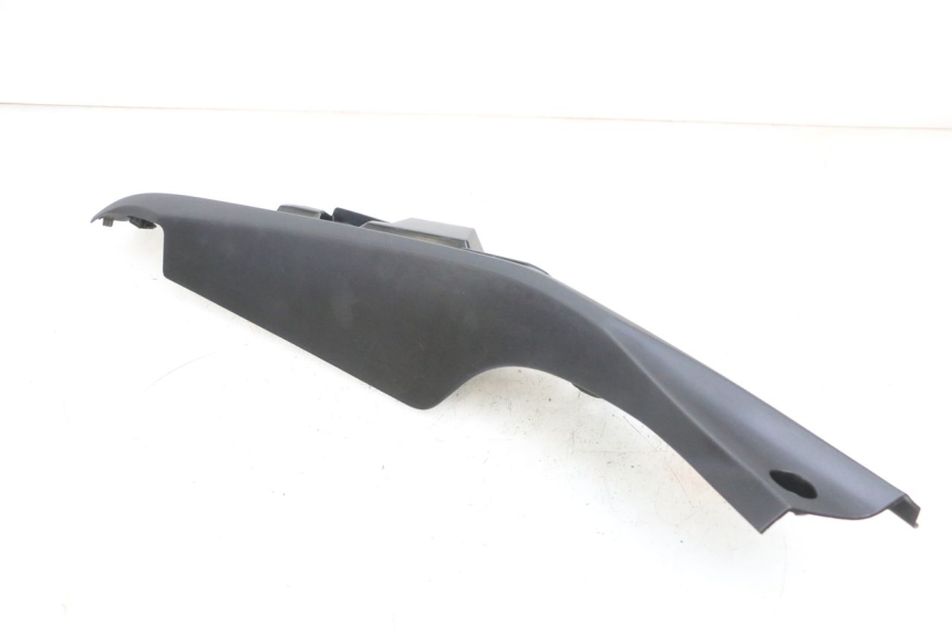 photo de Soleira traseira direita YAMAHA TRICITY 300 (2020 - 2024) - Outro ângulo de visão