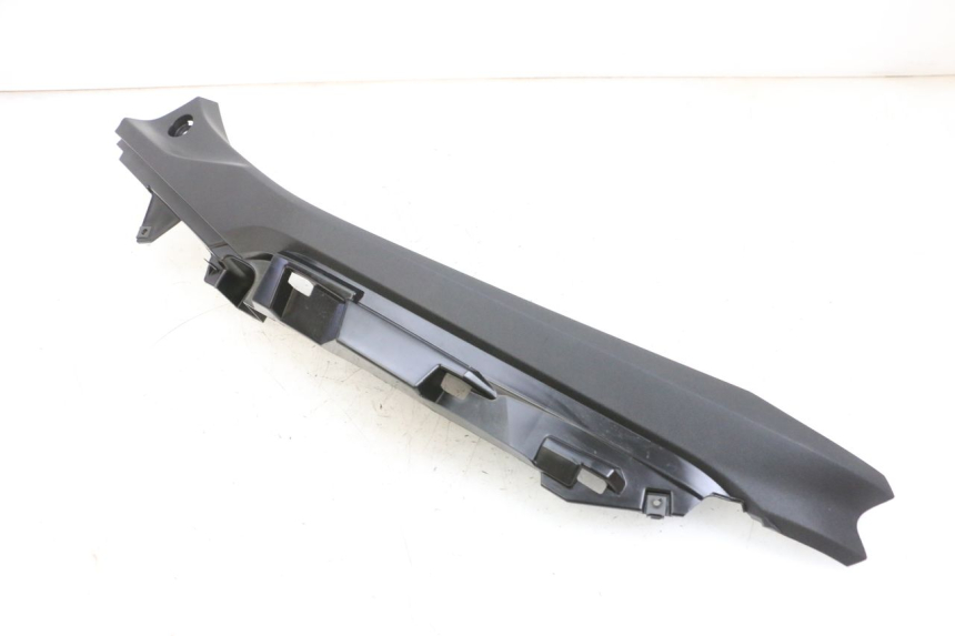photo de Soleira traseira direita YAMAHA TRICITY 300 (2020 - 2024) - Vista geral
