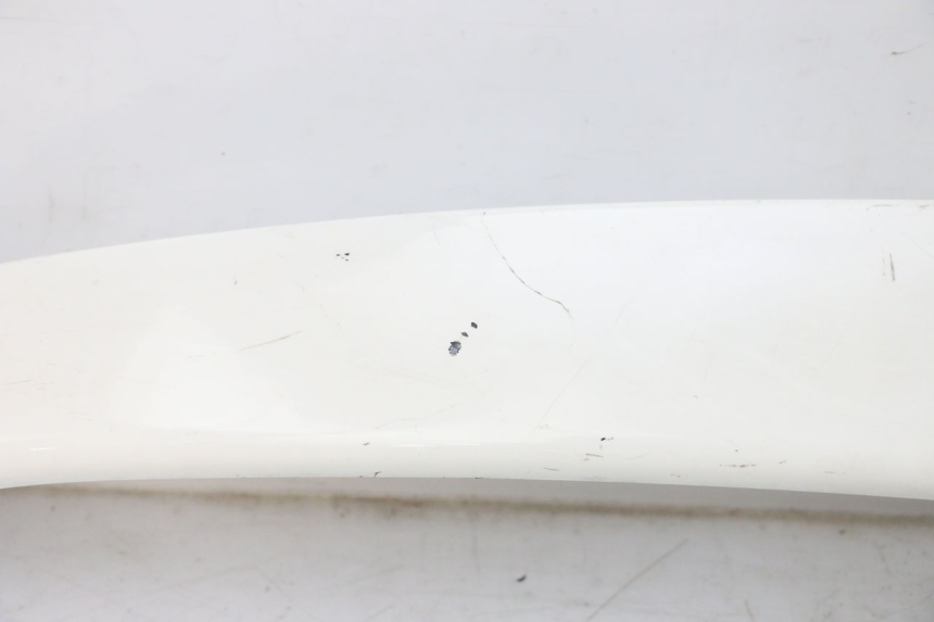 photo de Soleira traseira direita PIAGGIO VESPA GTS SUPER IE 125 (2009 - 2016) - Detalhes característicos