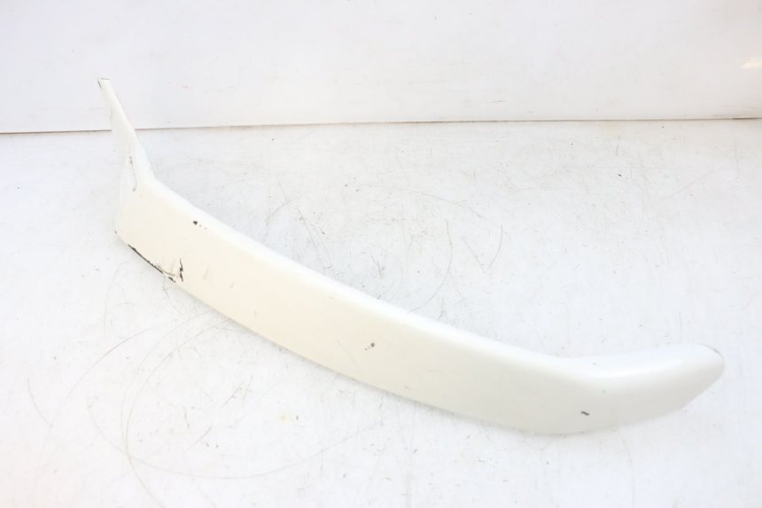 photo de Soleira traseira direita PIAGGIO VESPA GTS SUPER IE 125 (2009 - 2016) - Estado da superfície
