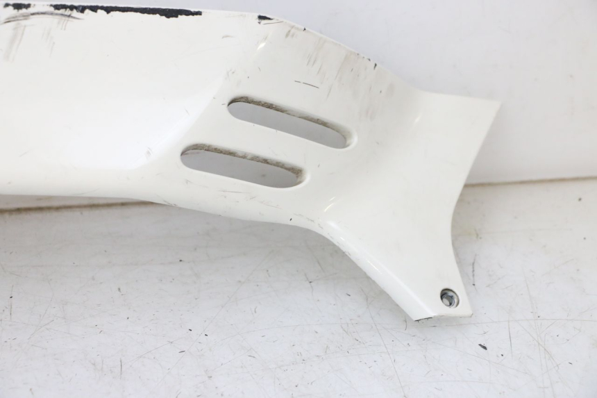 photo de Soleira traseira direita PIAGGIO VESPA GTS SUPER IE 125 (2009 - 2016) - Marcações e referências