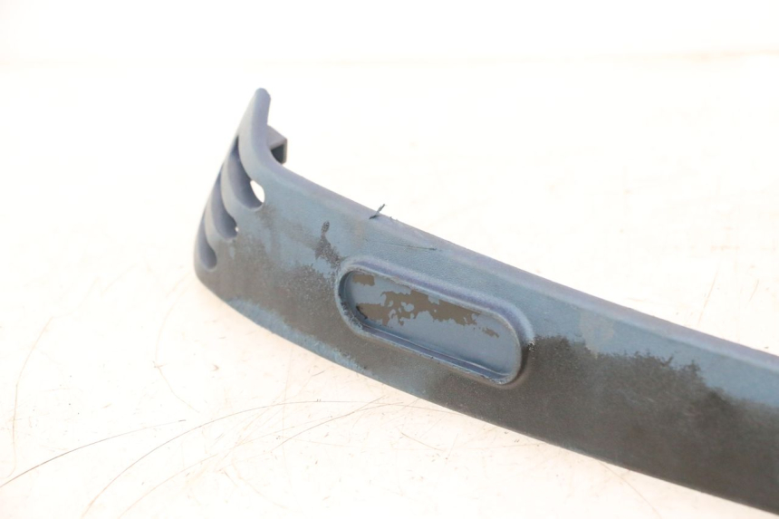 photo de Soleira traseira direita PIAGGIO VESPA LX 2T 50 (2005 - 2013) - Pontos de fixação