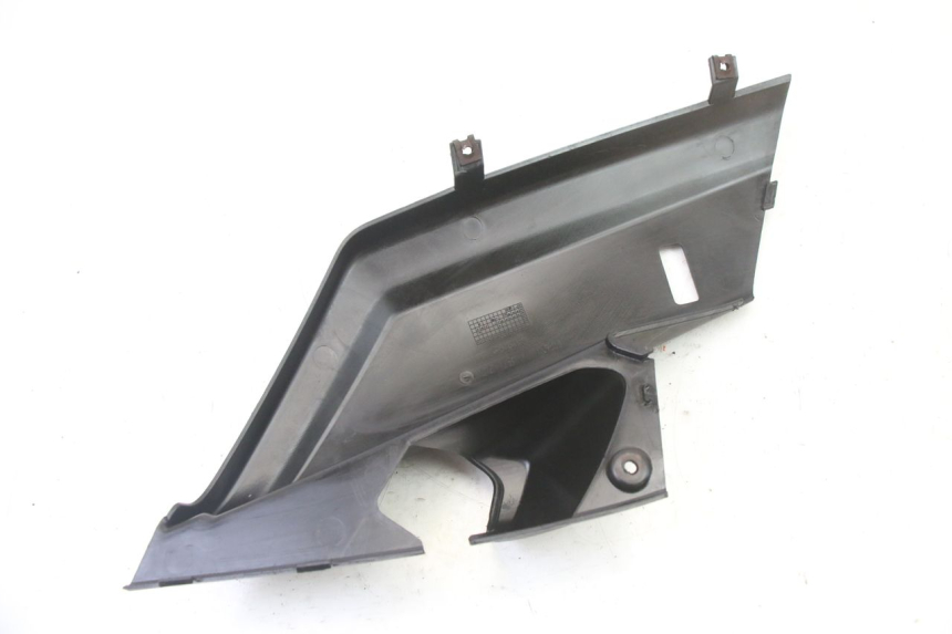 photo de Soleira traseira direita YAMAHA XMAX X-MAX 125 (2006 - 2009) - Ampliação técnica